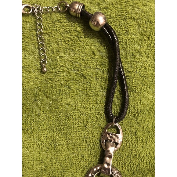 Avenue Necklace, Bracelet, Earings & Ring - Picture 5 of 8